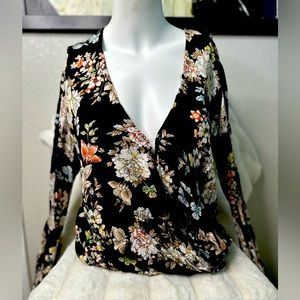 Floral Bell Sleeve Blouse